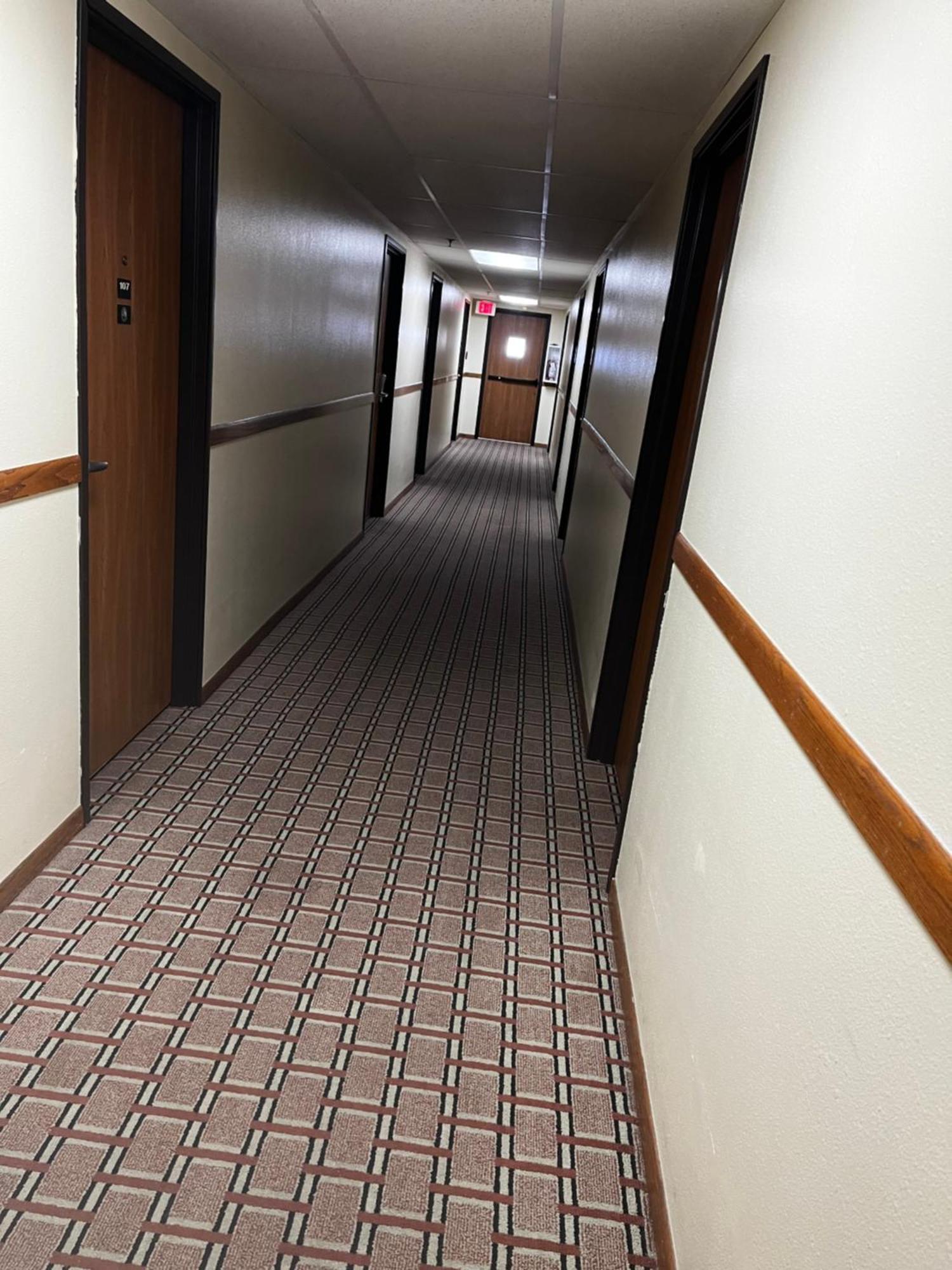 ホテル Super 8 Smithville エクステリア 写真